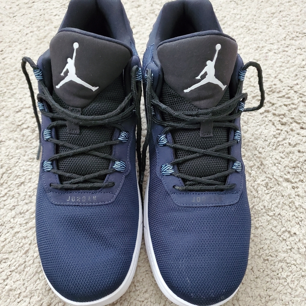 Men's Jordans